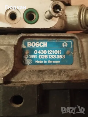 Bosch Гориво Дистрибутор 0 438 101 005 - 0 438 121 011 Audi - Golf - Passat 1.8 66 / 95 kW , снимка 3 - Части - 55781536