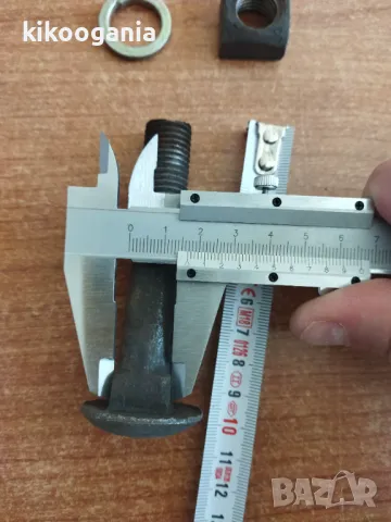 12 броя болтове за джанти на Владимирец Т25 А, снимка 6 - Части - 49557425