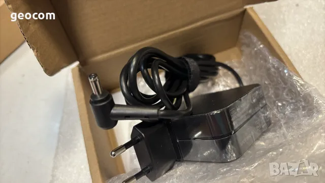 ASUS ново зарядно 45W (4.0x1.35mm,19V/2.37A), снимка 3 - Захранвания и кутии - 49188174