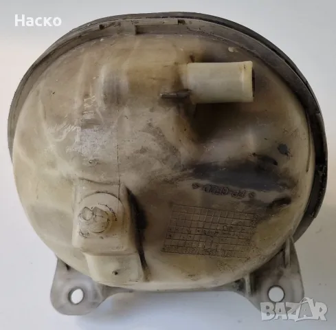  Казанче Вода Антифриз Тойота Авенсис Корола Е12 Корола Версо 2.0 D4D Toyota Avensis Corolla Verso , снимка 2 - Части - 47729674