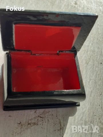 Стара руска лакова кутийка кутия папие маше ръчно рисувана, снимка 3 - Антикварни и старинни предмети - 53406120