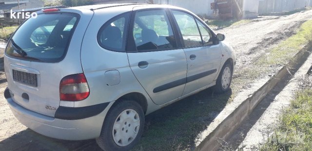 Продавам на части рено меган сценик 2000г 1.9 dci много запазен автомобил, снимка 3 - Автомобили и джипове - 34538338