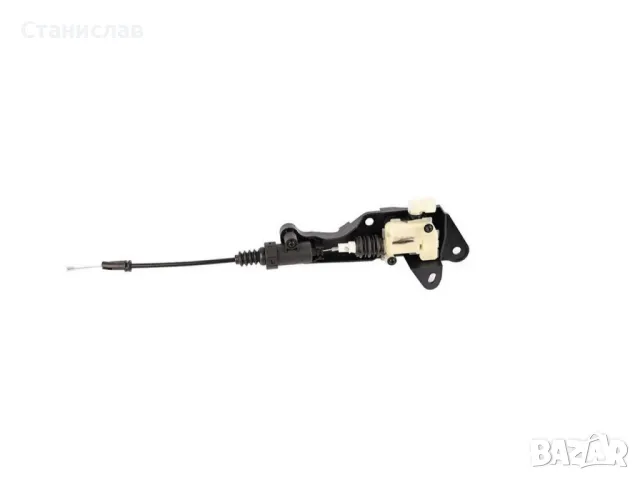  Tesla Model 3 Брава за заключване на преден капак , снимка 3 - Части - 50342648