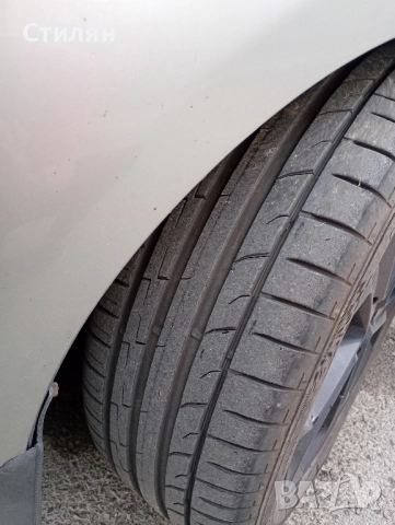 Летни гуми с джанти 17 5х114.3, снимка 2 - Гуми и джанти - 52461638