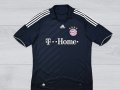 футболен екип Bayern Munich Ze Roberto , снимка 1 - Футбол - 42096373