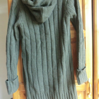 Дълга кафява жилетка плетиво, снимка 3 - Детски пуловери и жилетки - 36442177
