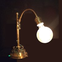 Френска настолна лампа, снимка 1 - Настолни лампи - 41868563