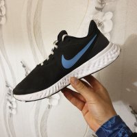  маратонки Nike REVOLUTION 5  номер 41,5-42, снимка 7 - Маратонки - 40257205