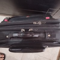 Компактен куфар за стюард/еса с, снимка 3 - Куфари - 41705729