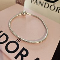 Оригинална сребърна гривна Pandora Essence 925, снимка 2 - Гривни - 41685974