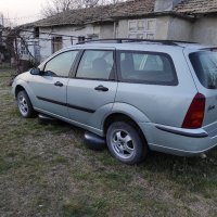 Ford focus 1.8 DI, снимка 15 - Автомобили и джипове - 34710091