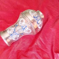 Красива метална ваза , снимка 3 - Антикварни и старинни предмети - 41970343