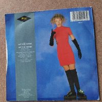 Kylie Minogue "Got to be certain" Vinyl 7",GB , снимка 3 - Грамофонни плочи - 42100187
