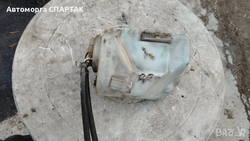 Mercedes-Benz E W210 Резервоар/резервоар за течност за миене на предното стъкло 2108690920, снимка 1