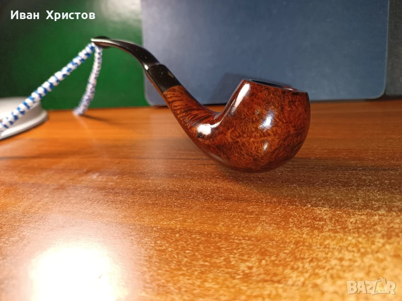 Колекционерска лула "ВВВ",от специал.серия-Коледа 1982 г.,в отлично състояние,като НОВА!, снимка 1