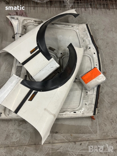 Капак и раздути калници BMW E36, снимка 1