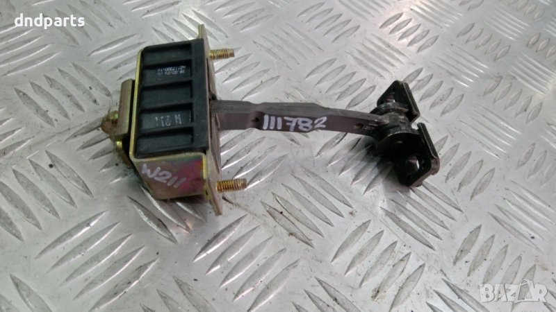 Заден стопер врата Mercedes E-Class,W211,2003г., снимка 1