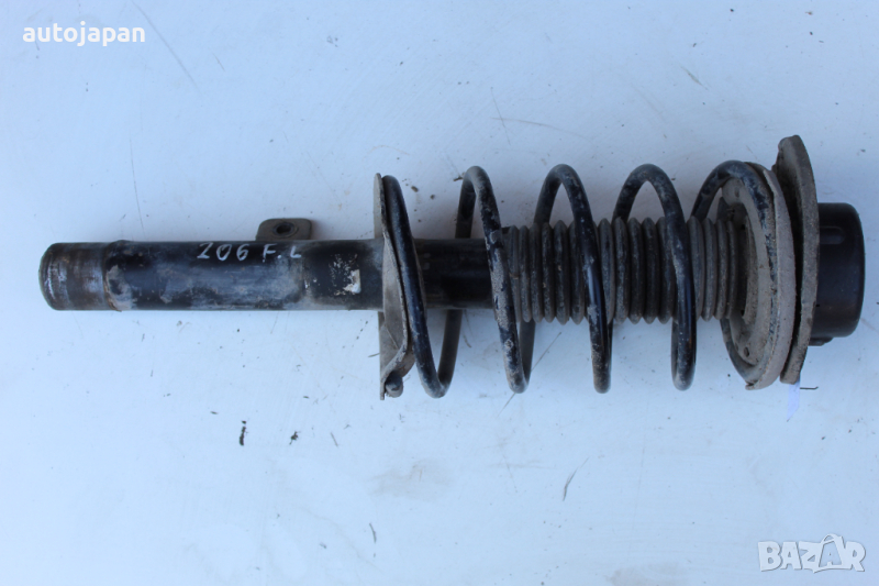 Преден ляв амортисьор с пружина Пежо 206 1.4 75кс 2врати 03г Peugeot 206 1.4 75hp 2003, снимка 1