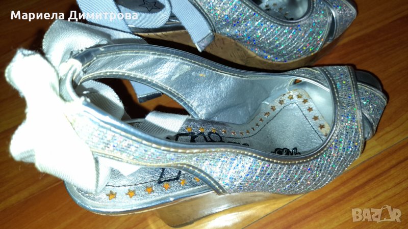 Дамски сребристи обувки , снимка 1