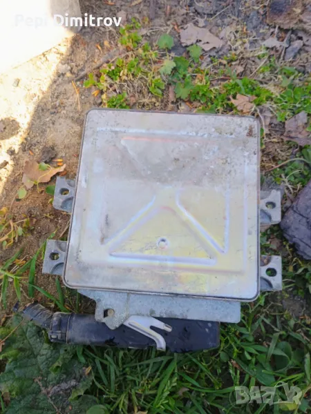 Peugeot 206 компютър  двигател ECU 9636727380, снимка 1