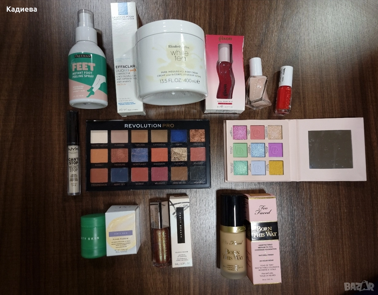 Декоративна и бяла козметика за лице и тяло , снимка 1