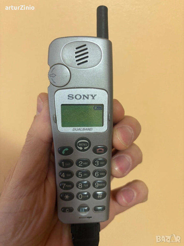 Мобилен телефон СОНИ, снимка 1