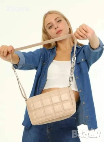 Дамска капитонирана малка чанта в модерни цветове, снимка 2 - Чанти - 52584511