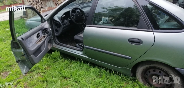 рено лагуна 1.8 90 коня бензин на части, снимка 4 - Части - 50475402