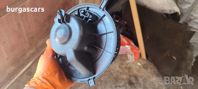 Вентилатор за парно 1K1819015 VW Touran - 60лв