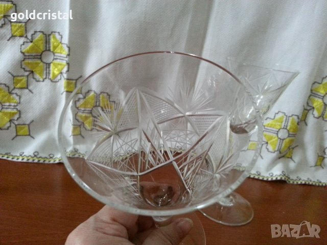 Кристални чаши , снимка 4 - Антикварни и старинни предмети - 42225219