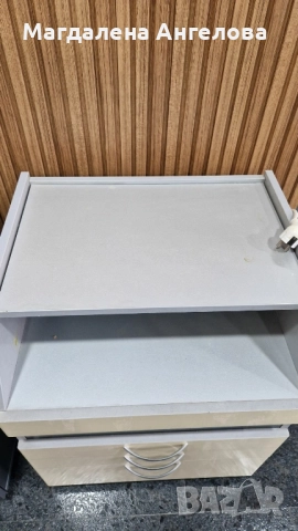 Светлосив шкаф за педикюр, снимка 2 - Педикюр и маникюр - 52410871