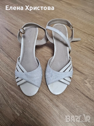 бели сандали, снимка 2 - Сандали - 51482659