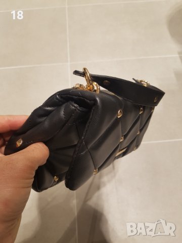Дамски чанти, снимка 4 - Чанти - 40495590