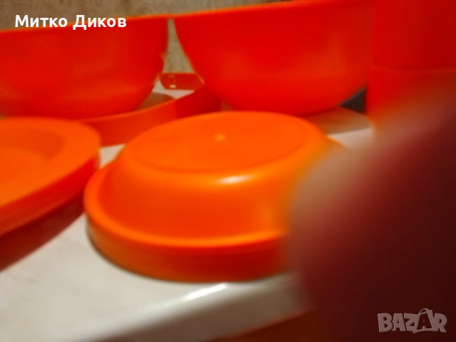 Комплект чинии чаши в калъф за почивка, снимка 4 - Чинии - 53512494