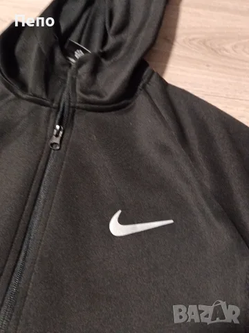 Спортно Горнище Nike, снимка 2 - Спортни дрехи, екипи - 55878447