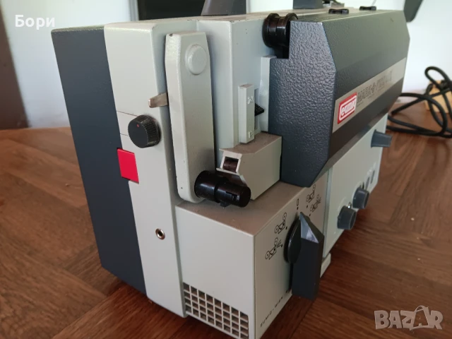 Eumig Mark S 710D Lux Super 8 Video, снимка 12 - Плейъри, домашно кино, прожектори - 50693466