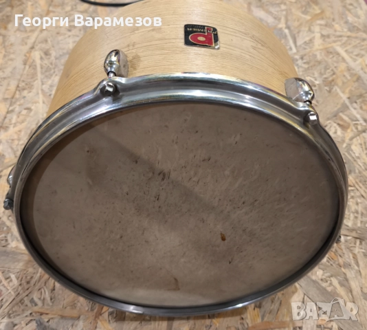 Том 13 инча с калъф, снимка 2 - Ударни инструменти - 52042281