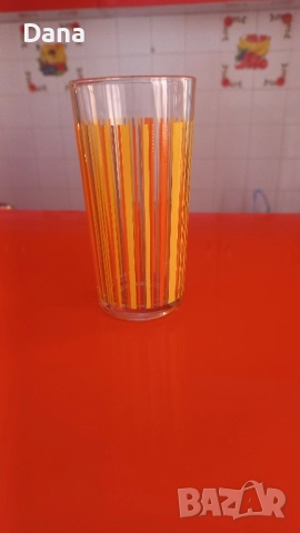 Стъклени чаши за безалкохолно 