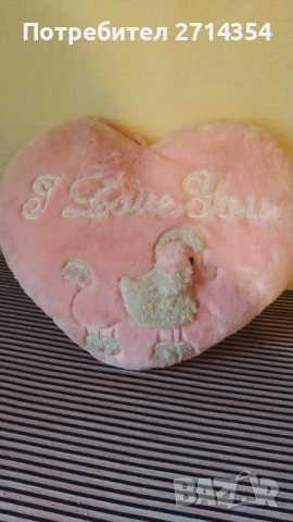 Възглавница плюшено сърце , снимка 5 - Други стоки за дома - 44758169