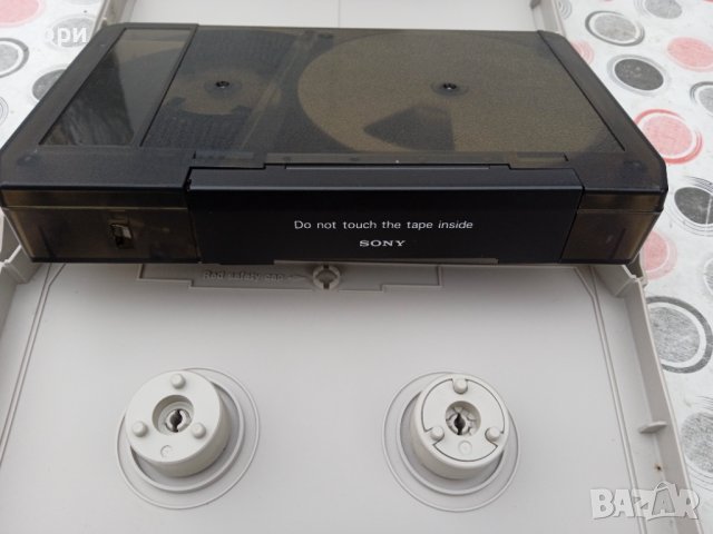 Sony  U-matic видеокасета, снимка 4 - Плейъри, домашно кино, прожектори - 39299724