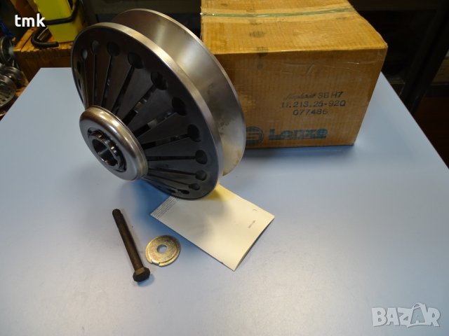 Вариаторна шайба Lenze 11-213.25-920 variable speed pulley 38H7 Ф250/Ф38