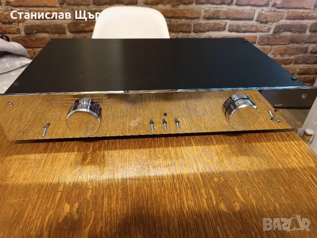 Burmester Preamplifier 877  			