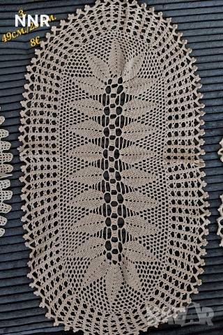 Дантелени покривки - тишлайфери - ръчно плетени, снимка 4 - Покривки за маси - 53746486
