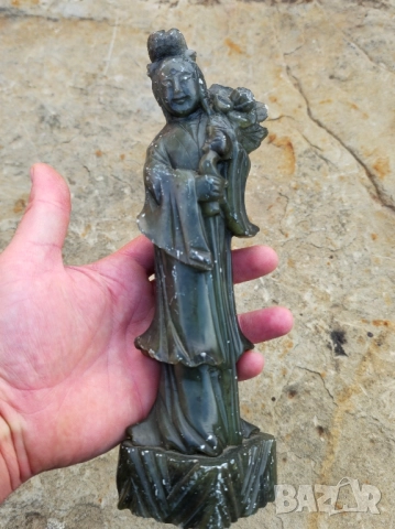 Статуетка Гуанин от камък Нефрит Азия , снимка 2 - Статуетки - 52005189