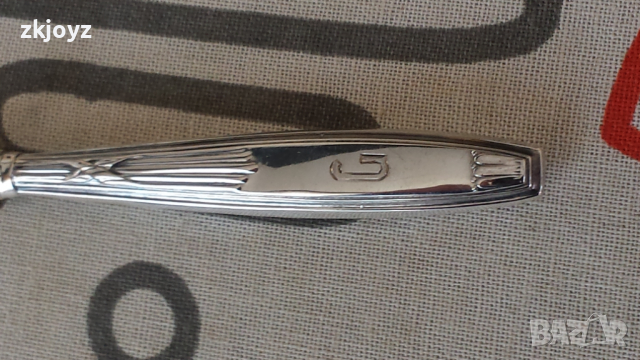 20-те г. Сребърна виличка за десерт с монограм 11.72 гр/ 800 маркирана, снимка 4 - Прибори за хранене, готвене и сервиране - 36198277