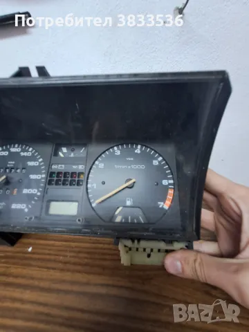Скоростомер, километражно обортомер табло 2 букси за Vw Golf & Jetta Mk2, снимка 3 - Части - 49687310