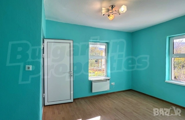 Zweistöckiges Haus. , снимка 9 - Къщи - 50962470