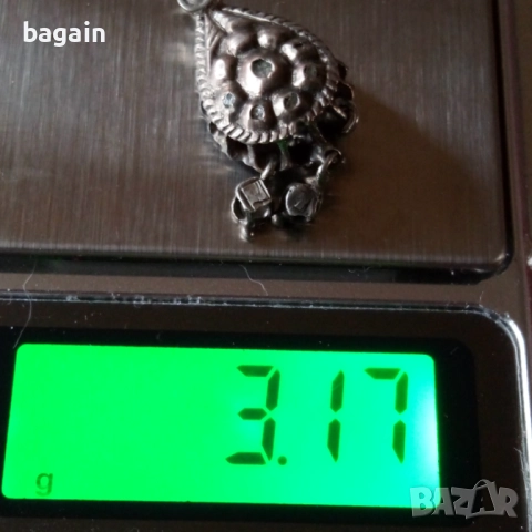 Диаманти. Сребърен медальон., снимка 4 - Колиета, медальони, синджири - 52361487