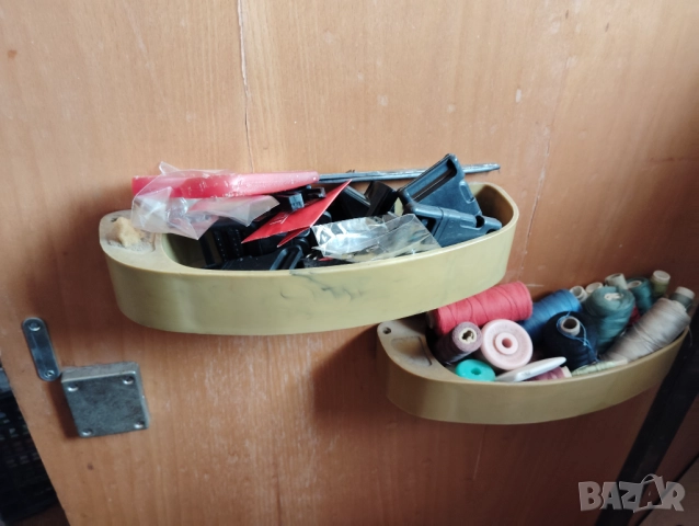 Шевна машина Lucznik preedom 466 използвана, снимка 6 - Шевни машини - 51605014