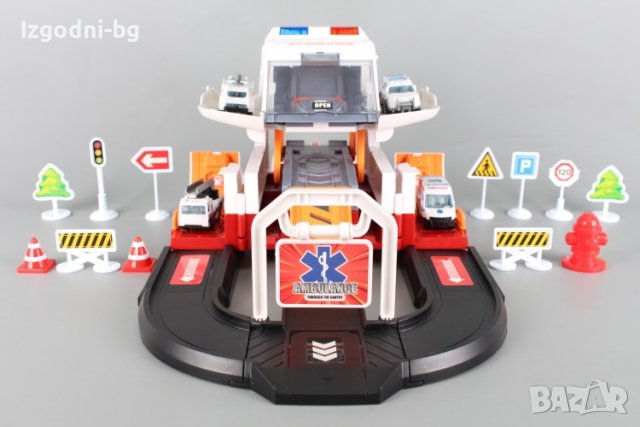 Линейка трансформираща се в паркинг със спасителни машини, снимка 8 - Играчки за стая - 42066058
